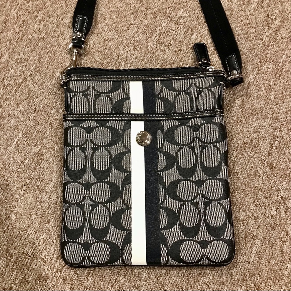 Coach Black and White Crossbody Bag - Picture 2 of 9